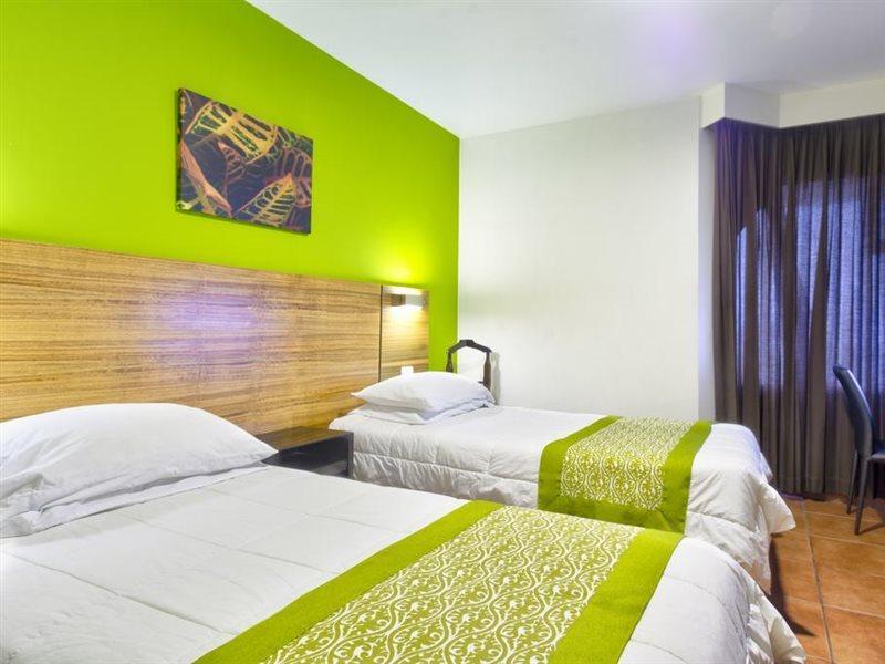 Hotel Residence Inn Suites Cristina San Jose  Exterior photo